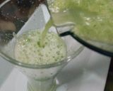 A picture of step 10 of Refreshing Cucumber Smoothie.