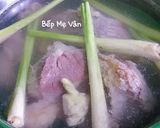 Hình bước làm 1 của món Bún Bò Huế (Nạm bò và sườn bò hoặc xương bò)