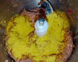 A picture of step 4 of Chapli Kabab.