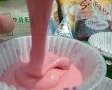 Foto langkah ke 5 dari resep Bolu Kukus Semangka.
