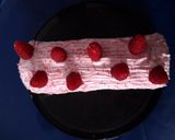 صورة لخطوة 4 من وصفة بسكويت رولى (la bûche) بمكونات بسيطة والاهم لذيذة 😋🍰