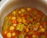 તુરીયા કાબુલી ચણા નું શાક(Turai kabuli chana nu Shak recipe in Gujarati) રેસીપી સ્ટેપ1ફોટો