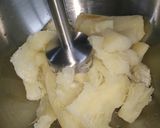 Foto langkah ke 2 dari resep Singkong Creamy Vla Pandan.