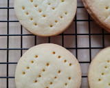 Foto del paso 3 de la receta: Shortbread 🏴󠁧󠁢󠁳󠁣󠁴󠁿 Galletas escocesas "shortie"