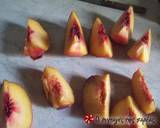 Caramelized peaches with honey, thyme and yogurt recipe step 2 photo