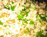 A picture of step 2 of Paneer paratha.