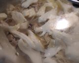 A picture of step 8 of Nut and Chicken Spaghetti.
