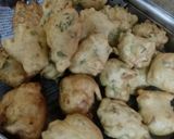 தலைப்பு : வெங்காய போண்டா(onion bonda recipe in tamil) ரெசிபி ஸ்டேப் 2 புகைப்படம்