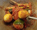 Foto langkah ke 3 dari resep Telur balado.