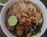 Foto langkah ke 4 dari resep Mie kangkung.
