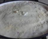 Foto del paso 3 de la receta: Budín de fideos y salchichas