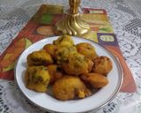 A picture of step 4 of Rava & spinach fritters.