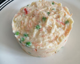 Foto del paso 11 de la receta: Mi ensaladilla de langostinos y surimi