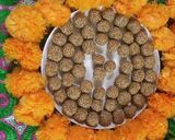 A picture of step 3 of Jaggery and till ladoo.