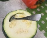 Foto del paso 2 de la receta: Zapallitos rellenos con quinoa