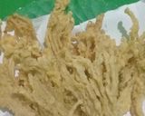 Foto langkah ke 4 dari resep Jamur enoki krispi.