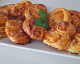Foto del paso 7 de la receta: Palmeritas de queso y tomate