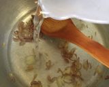 Foto langkah ke 1 dari resep Sup sosis jamur kuping.