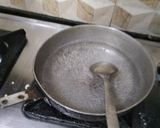 A picture of step 2 of Homemade panner.