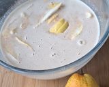 Une image de l'étape 3 de Clafoutis aux poires sans gluten.