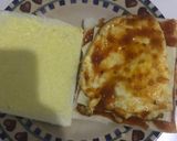 Foto langkah ke 3 dari resep Roti tawar telur sauce bolognaise.