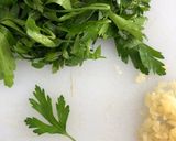 Foto del paso 1 de la receta: Spaghetti con Choritos al aceite oliva y ajo 🧄