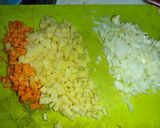 Foto langkah ke 1 dari resep Chicken cream soup.
