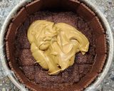 Foto del paso 8 de la receta: 🎂🍫🍰 Chocotorta de cumpleaños!! 🍰 Chocotorta con drip de chocolate, ganache y crema - facilísima!! 🍰🍫