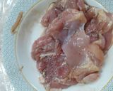 A picture of step 1 of Poulet au Fromage.