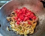 A picture of step 5 of Gobhi Masala.