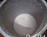A picture of step 1 of Gulkand Milkshake.