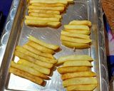 A picture of step 2 of Frenchizza.