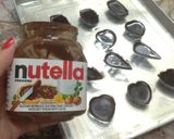 Foto langkah ke 4 dari resep Chocolate Valentine with nutella (rinecatekitchen).