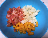 Foto del paso 1 de la receta: Ensalada de melón, mango, queso y serrano crujiente con vinagreta de mango