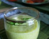 A picture of step 2 of Fresh Pineapple & Mint Juice.