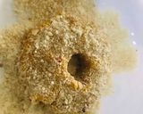 A picture of step 2 of Donut cutlets.