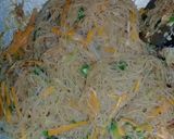 Foto langkah ke 3 dari resep Bihun goreng Enakk.