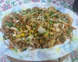 A picture of step 6 of Stir fried Udon noodles /chicken Udon noodles.