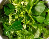 Foto langkah ke 1 dari resep Tumis Kangkung, Sayur Paku (Pakis), Daun Pepaya Khas Minahasa.