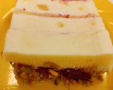 Foto del paso 2 de la receta: Barritas heladas de Yogurt con Pitaya y Mango