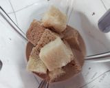 Foto langkah ke 1 dari resep Puding Roti Tawar Bertabur Coklat.