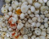 A picture of step 2 of Masala Makhana.