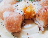 รูปขั้นตอนการทำที่ 3 ของ Egg in a Pon de Ring 🍳 Mochi 🍩 #Leftovermakeover