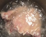 Hình bước làm 2 của món Tai heo luộc