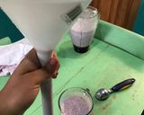 Foto del paso 4 de la receta: Helados en bolsita🍓