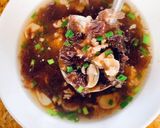 Hình bước làm 3 của món Canh rong biển nấm rơm thịt bằm