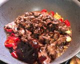 Gambar langkah 3 resipi Daging Rusa Goreng Pucuk Kacang.
