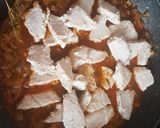 Foto del paso 3 de la receta: Atún fresco en salsa de vino
