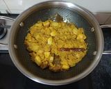 A picture of step 6 of Pepper Ghanto (Grated Green Papaya with Potato).