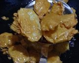 A picture of step 2 of Aloo kay pakoray.
